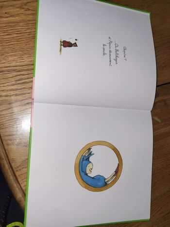 Livre à toucher les formes géométrique