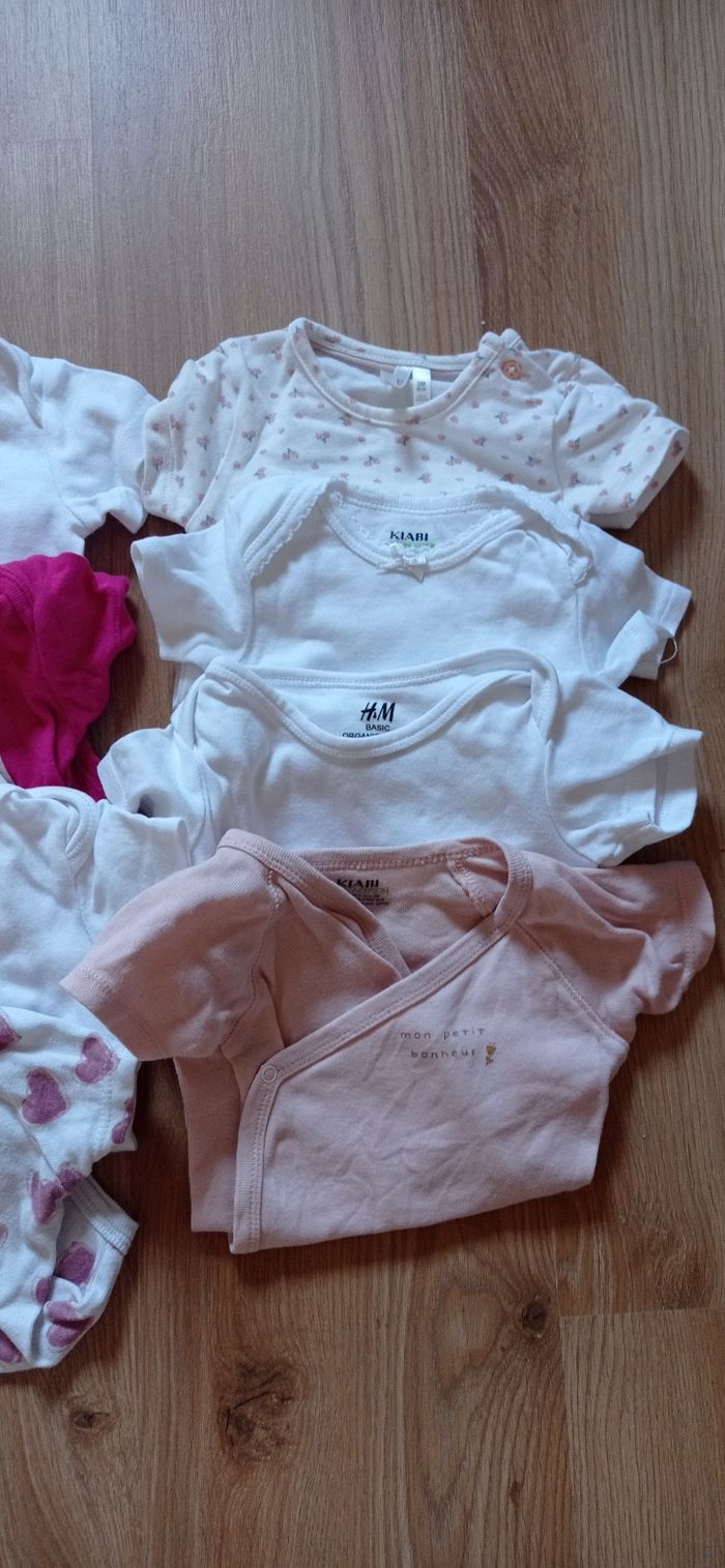 Body manches courtes bébé fille