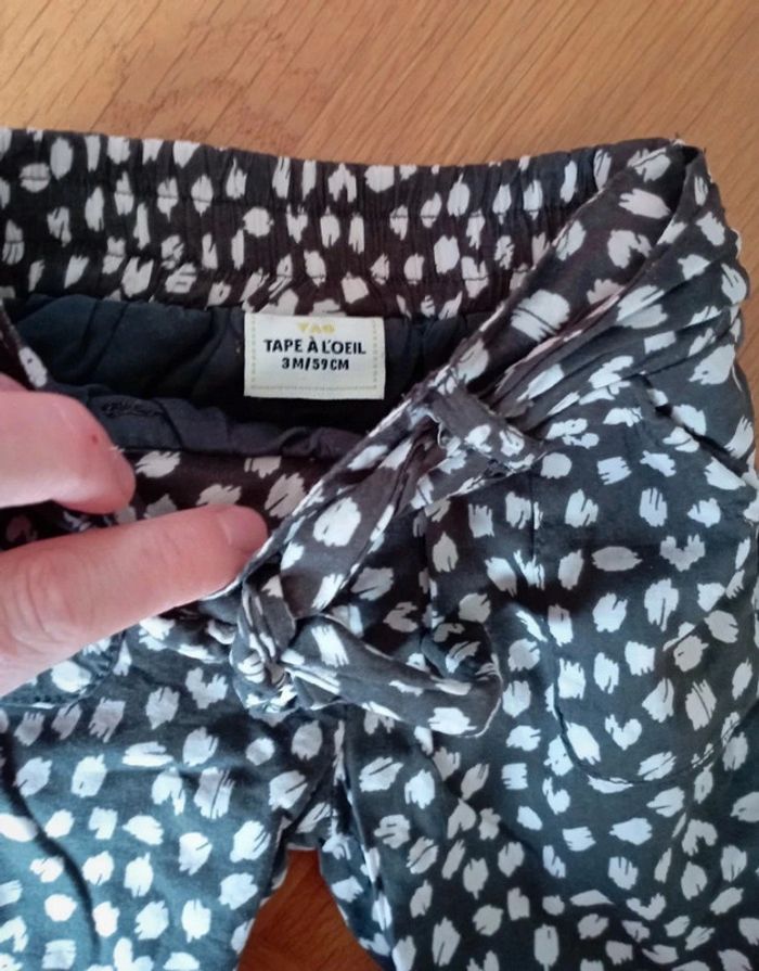 Ensemble Tape à l oeil taille 3 mois en très bon état - photo numéro 5