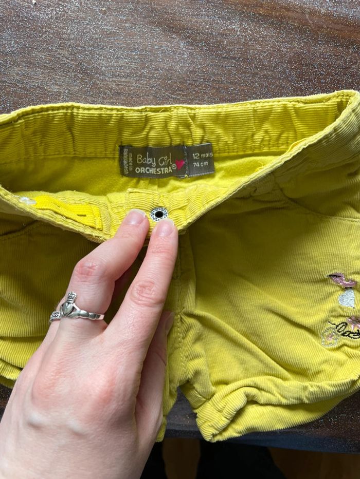 Short bébé fille 12 mois Ochestra - Bon état - photo numéro 2