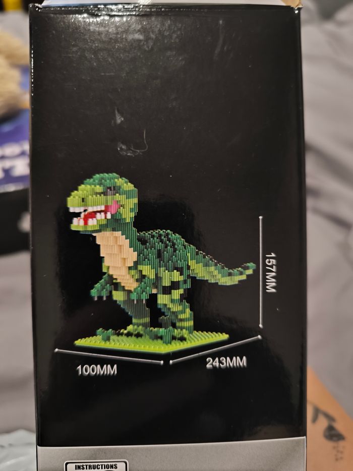 Velociraptor a construire - photo numéro 2