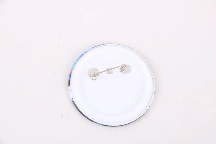 Pin - Tsumugi Shirogane - photo numéro 2