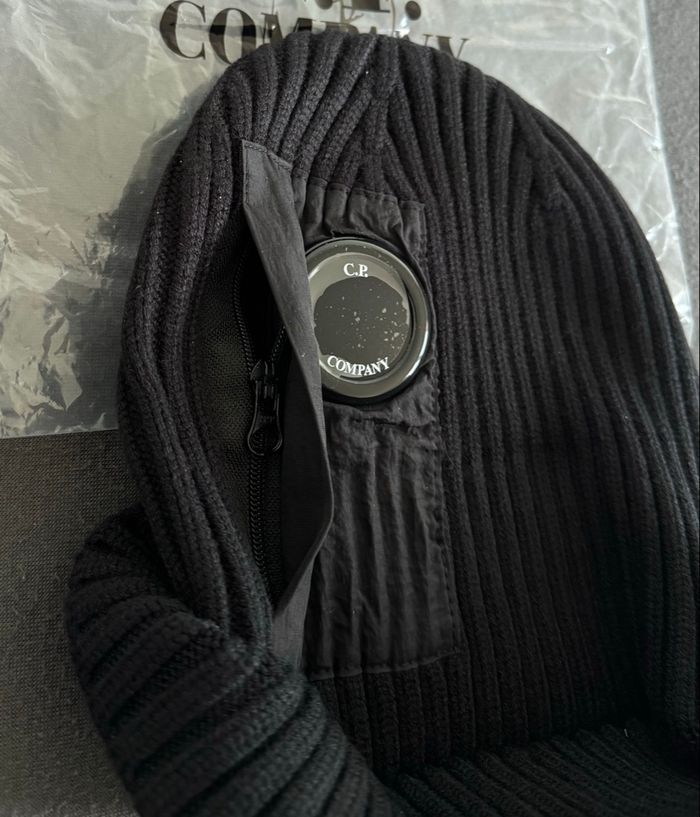 Bonnet noir - photo numéro 3