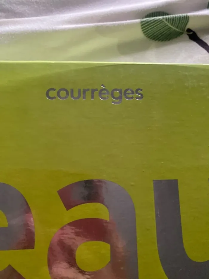 Eau de courrèges - photo numéro 2