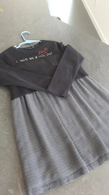 20 € Robe Ikks 8 ans TBE