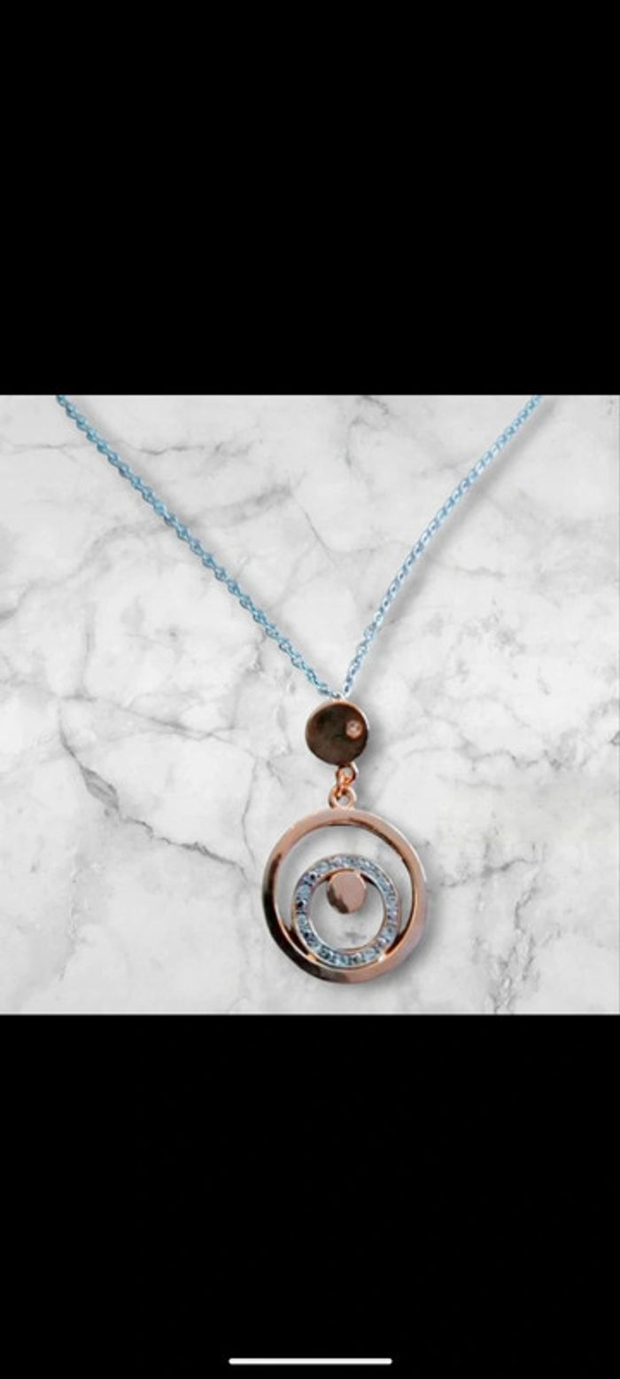 Colier couleur argent et or diams