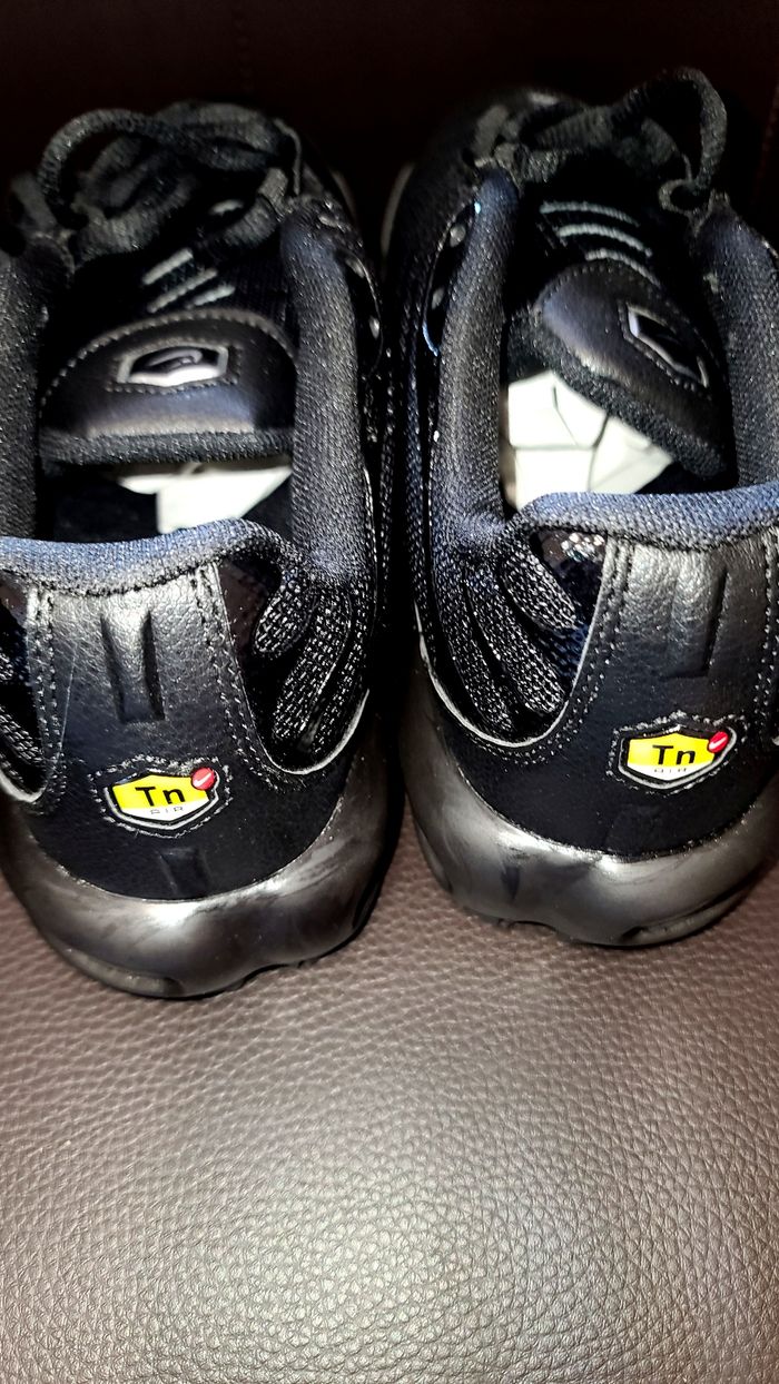 TN FULL BLACK NEUVE - photo numéro 4