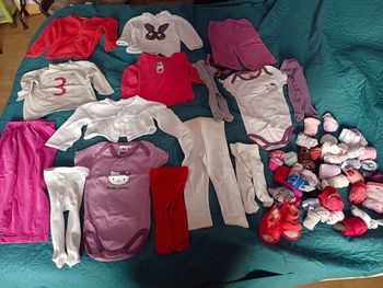 Lot de vêtements bébé fille de 3 à 24 mois