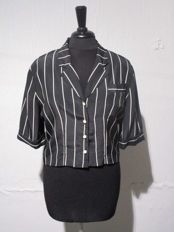 Blouse courte vintage noire rayée blanc 40