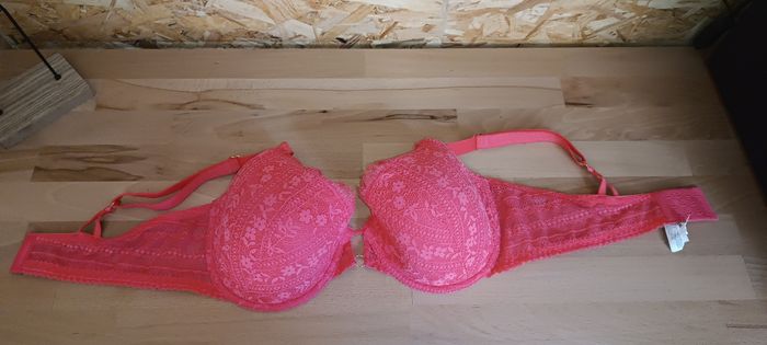 Soutiens gorge Rose 100E Etam