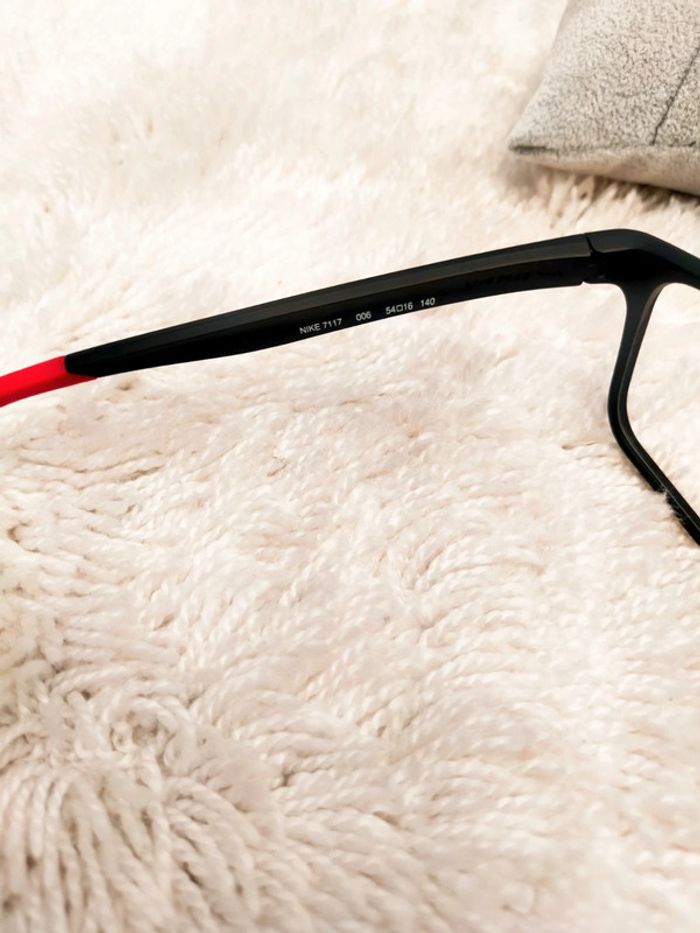 Lot de 2 paires lunettes montures nike - photo numéro 7