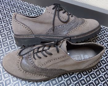 Chaussures,Derbies, basse pour  femme taille 38, hiver grise, noire FPC, lacet