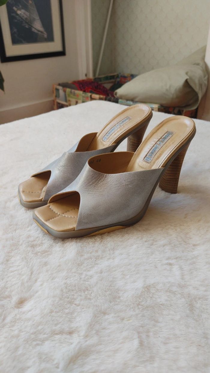 Magnifique escarpins mule en excellent état vintage en cuir bleu - photo numéro 5