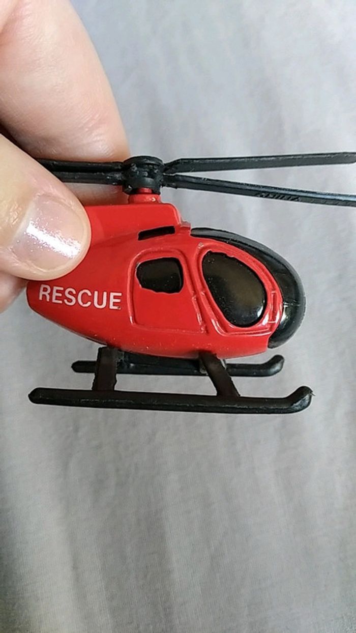Hélicoptère rescue - photo numéro 5