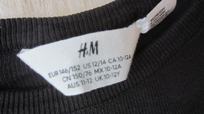 Tee shirt : "Mercredi" 11/12 ans - photo numéro 3