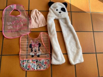 Bonnets/bavoirs