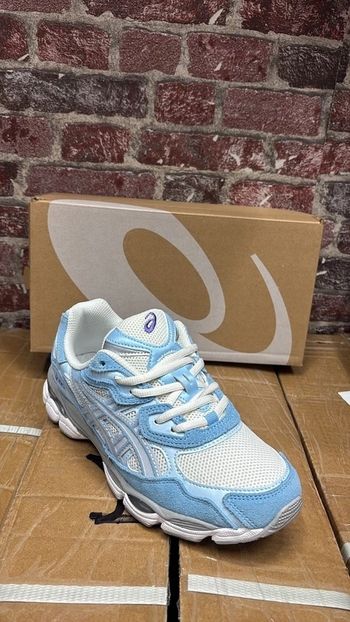 Asics gel Kayano 14
EU 36