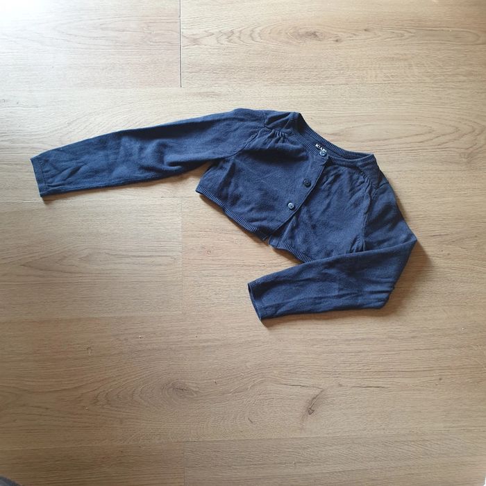 🩷 Gilet court 5 ans Kiabi #emyfleury_5ansgarçon - photo numéro 2