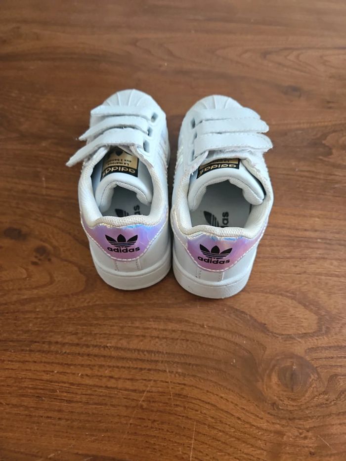 Baskets Adidas pointure 25 - photo numéro 4