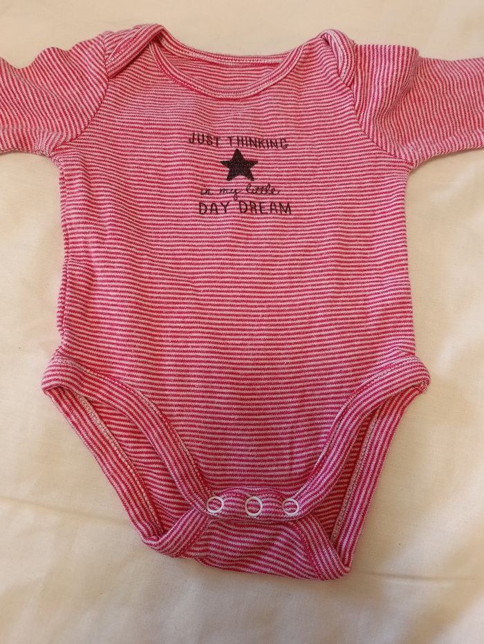 Body 0 mois - photo numéro 3