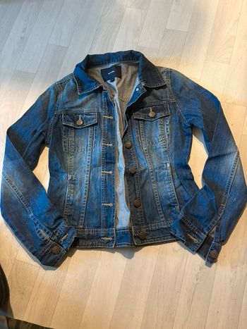 Veste jean femme taille S cintrée très bon état