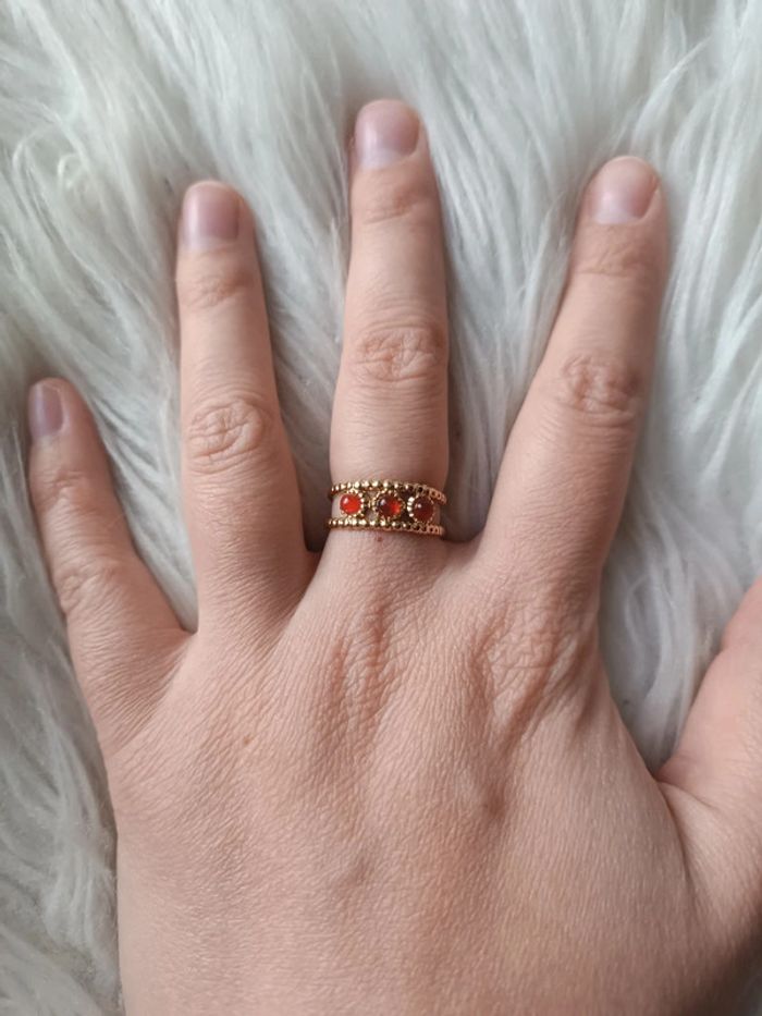 Bague réglable dorée en acier inoxydable pierres rouges Bohm Neuf - photo numéro 3