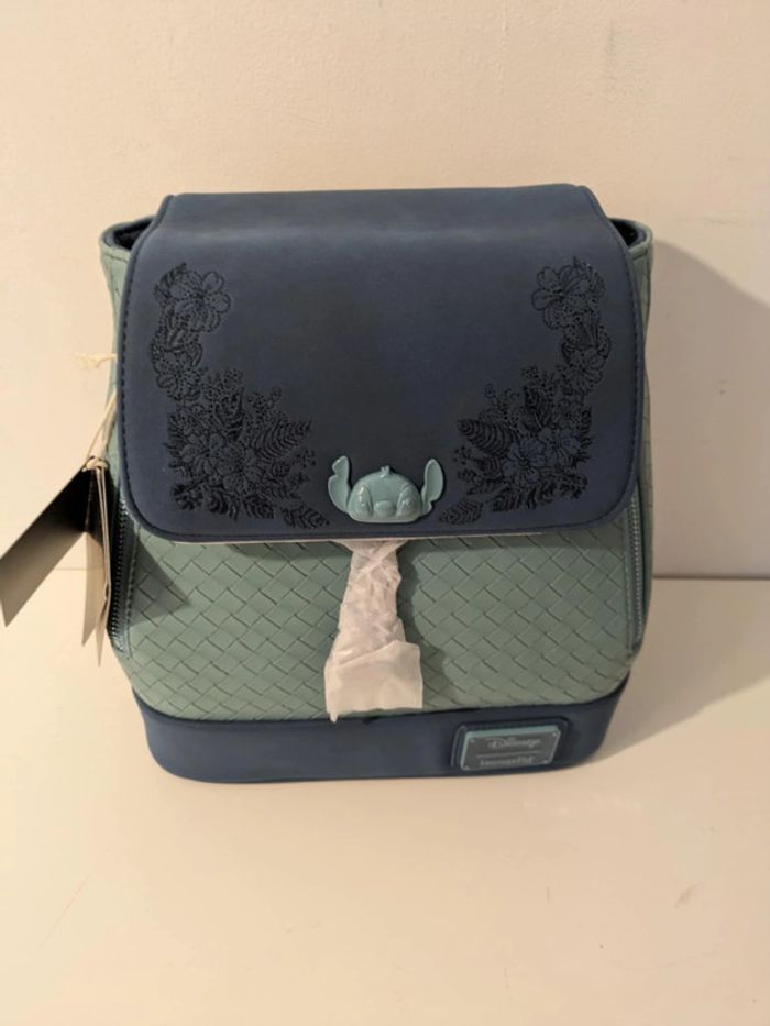 Sac à dos Loungefly Stitch embroidered - photo numéro 8