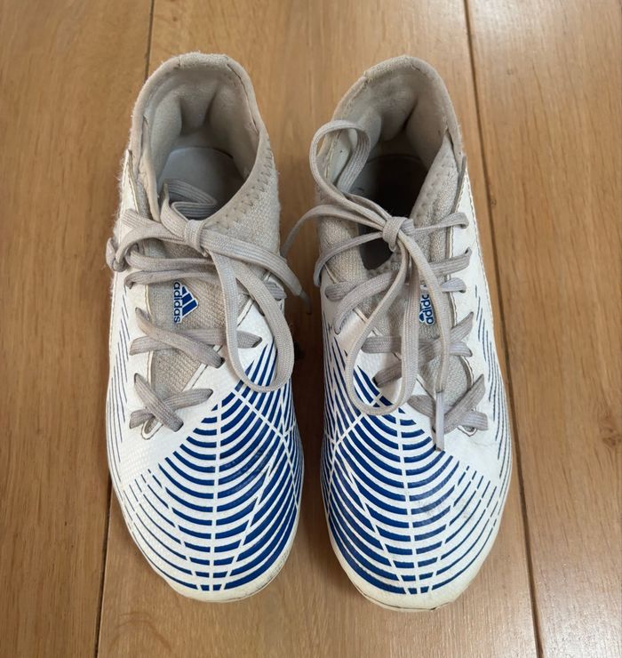 Chaussure de foot adidas - photo numéro 3