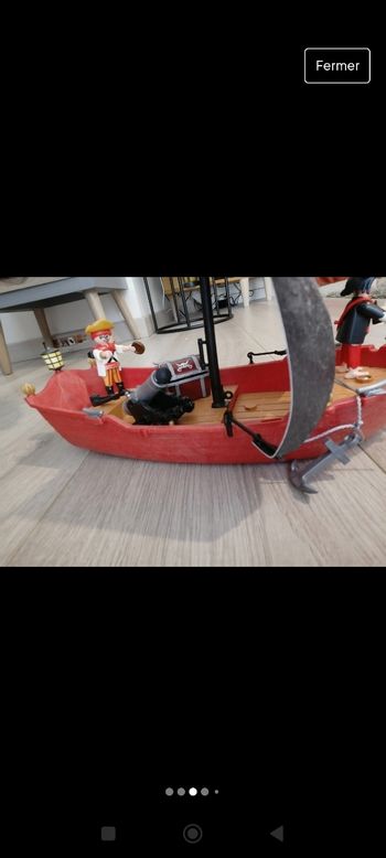 Playmobil bateau de pirate