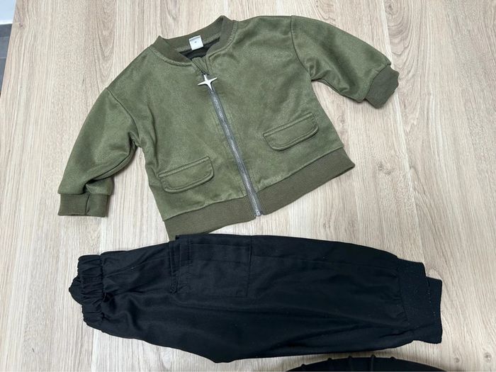 Ensemble bébé taille 12/18 mois