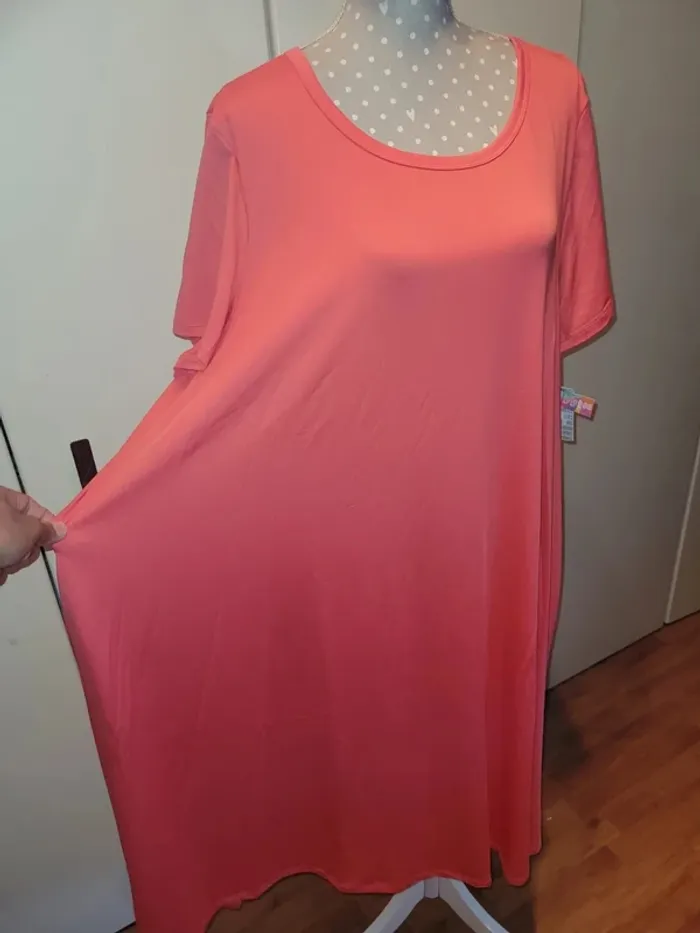 Robe corail fluide 3 XL neuve lolaroe - photo numéro 4
