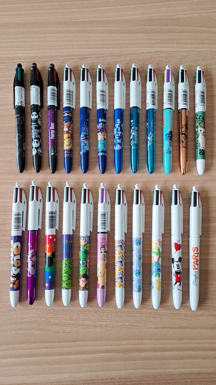 Stylo BIC 4 couleurs Disney 6€ L'UNITÉ - photo numéro 1