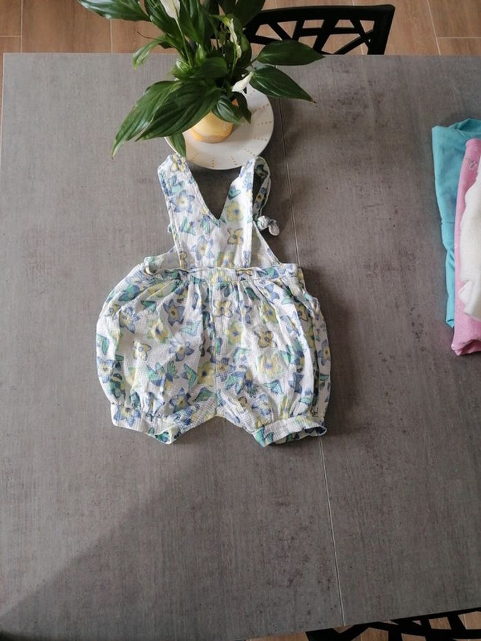 Salopette short fille 12 mois - photo numéro 2