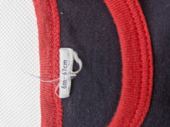 T-shirt manches courtes garçon 6 mois 67 cm Petit Bateau Bleu marine Rouge - photo numéro 5