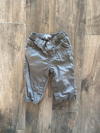 Pantalon gris 9 mois