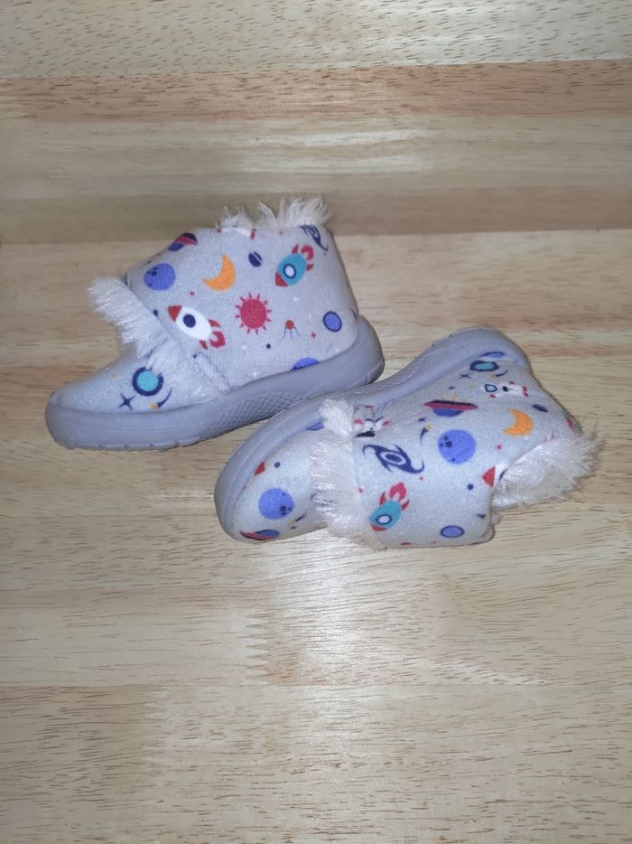 Chaussons espace - photo numéro 3