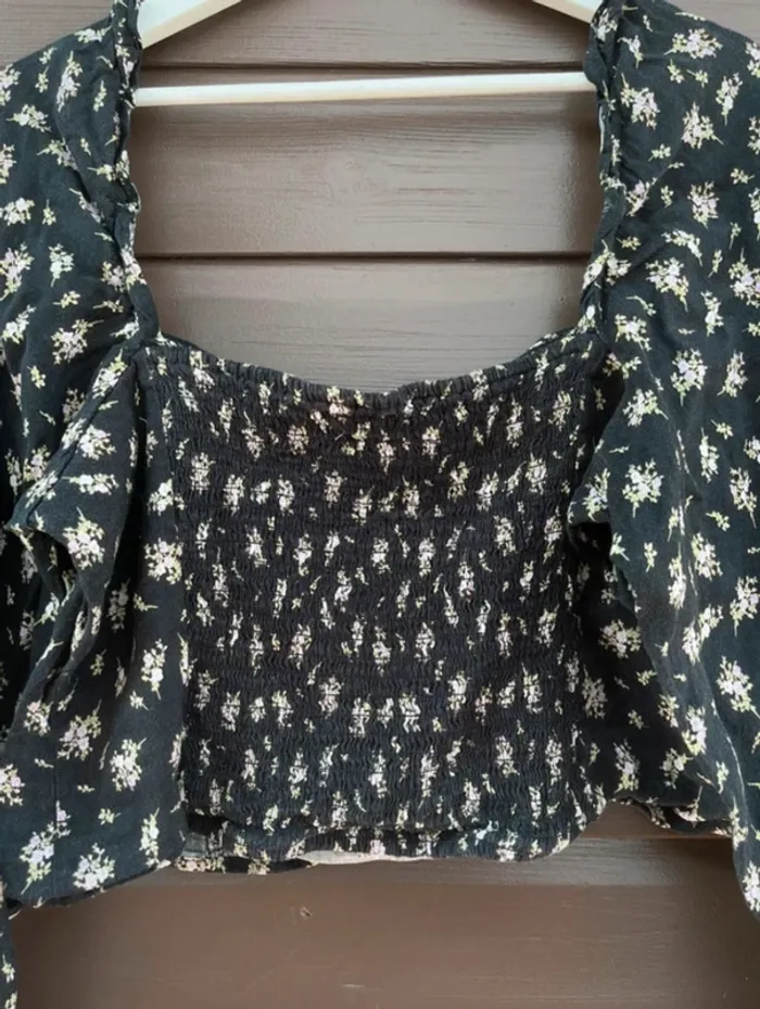 Crop top manches longues fleuri - photo numéro 5
