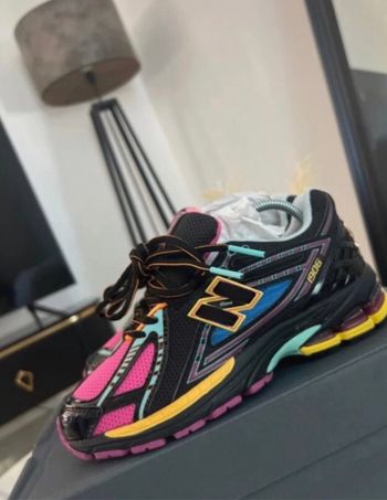 New balance 1606 taille 40 neuf dans la boîte