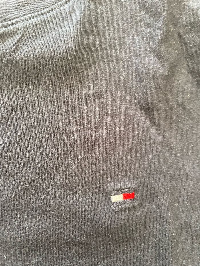 Lot t-shirt tommy Hilfiger - photo numéro 3