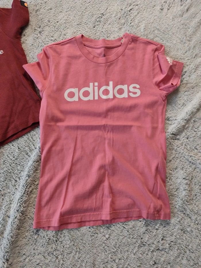 Lot 2 t shirt sport xs - photo numéro 2