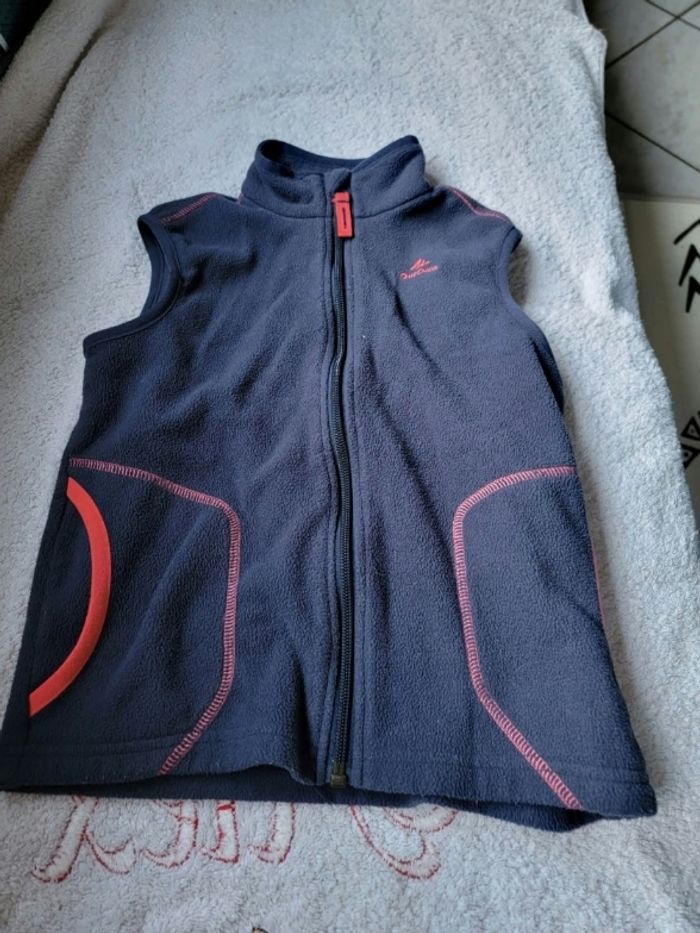 Lot de 4 pulls dont un cache cœur fille 5 ans - photo numéro 2