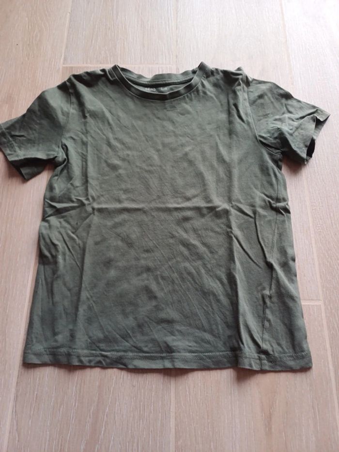 Tee shirt