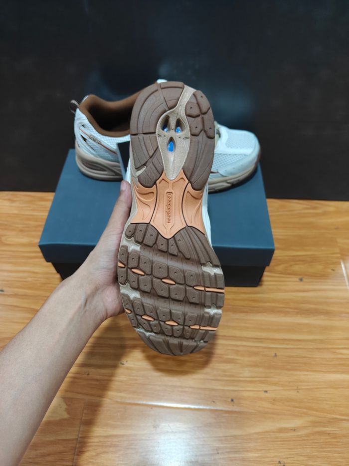 New Balance 530
Niko and ... Taille 43 - photo numéro 7