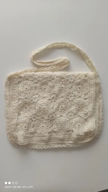 Petit sac dentelle et tissu vintage
