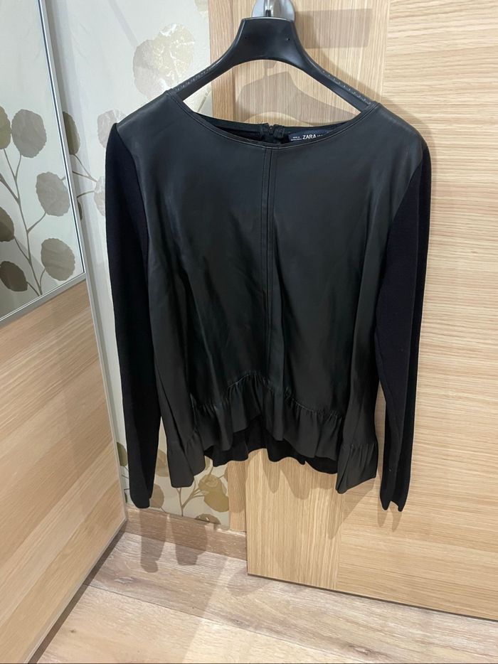 Haut Zara