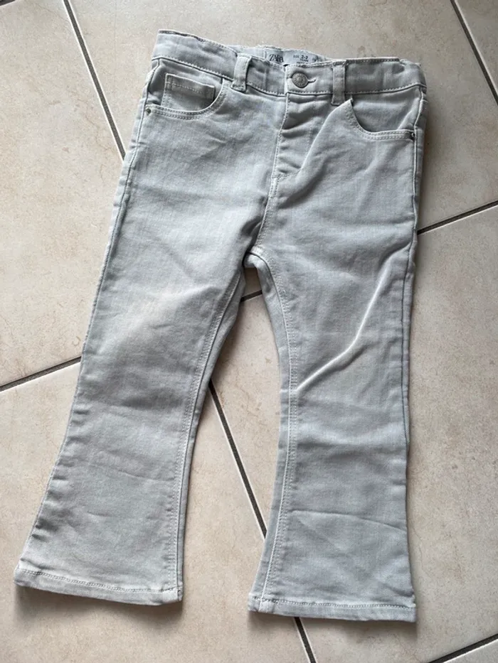 Jean flare gris Zara fille 2/3 ans