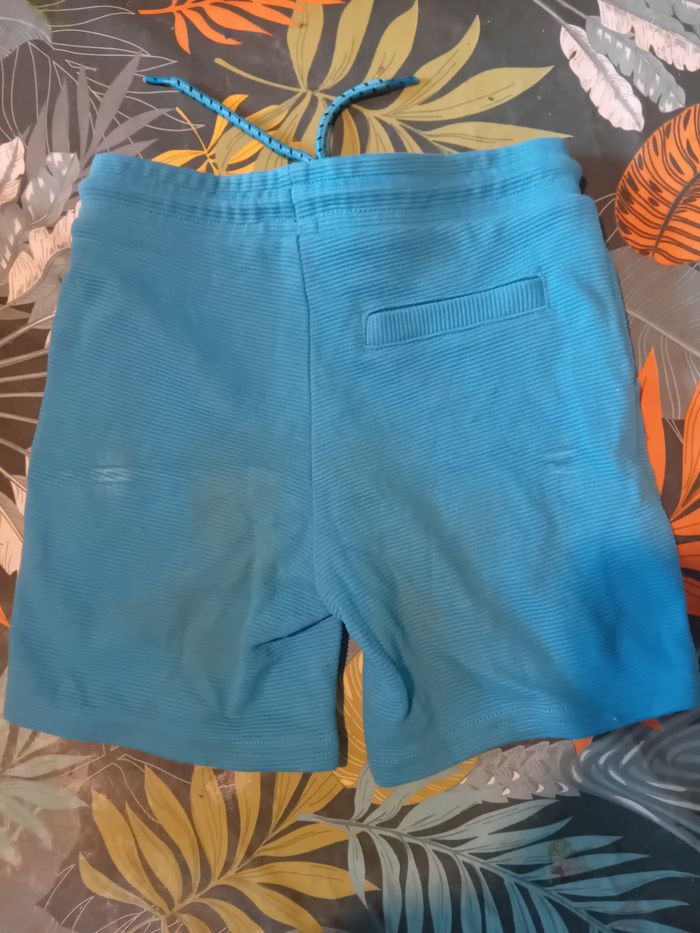 Short garçon bleu – Taille 4 ans (98-107 cm) - photo numéro 3