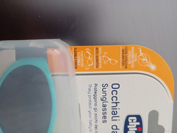 Lunette de soleil Chicco neuves 12 mois - photo numéro 3