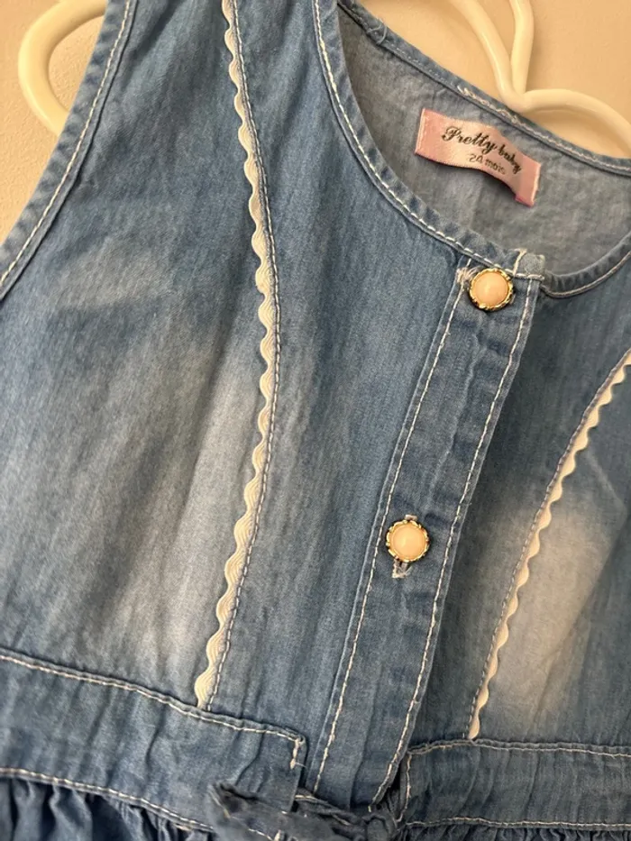 👗 robe effet jeans avec perle - bébé fille - 24 mois - très bon état - pretty baby - photo numéro 4