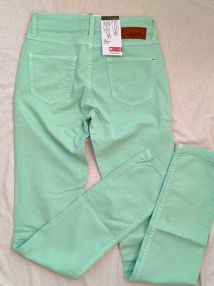Jean neuf Mustang femme t:36 vert tendre - photo numéro 6